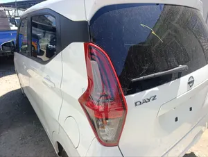 Nissan Dayz 2019 Off white