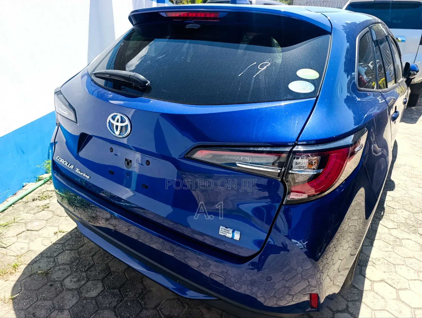 Toyota Corolla LE (1.8L 4cyl 2A) 2019 Blue