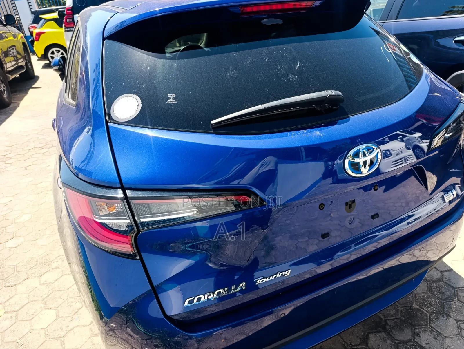 Toyota Corolla LE (1.8L 4cyl 2A) 2019 Blue