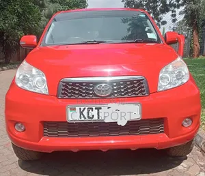 Toyota Rush 2011 Red