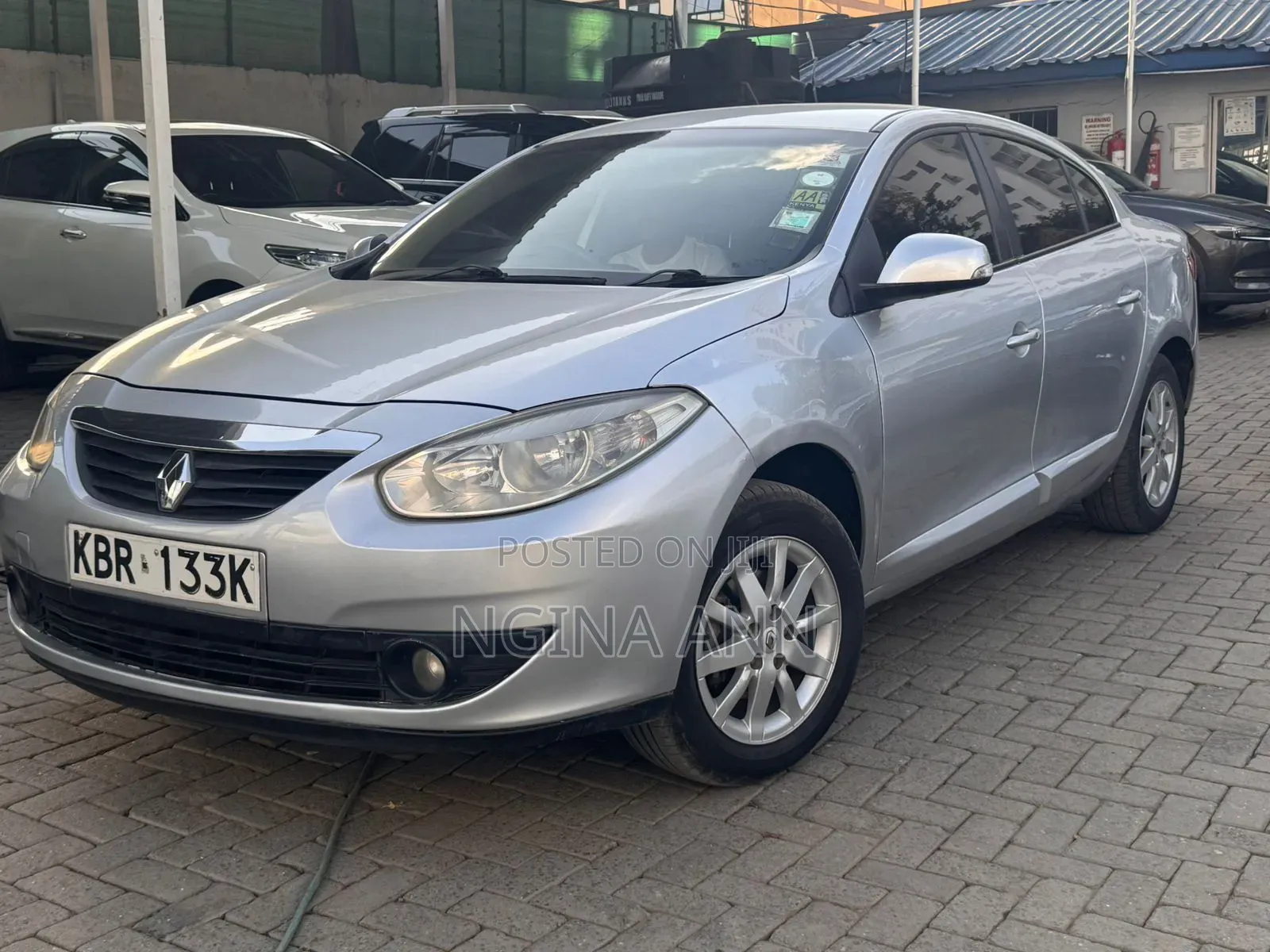 Renault Fluence 2011 Silver
