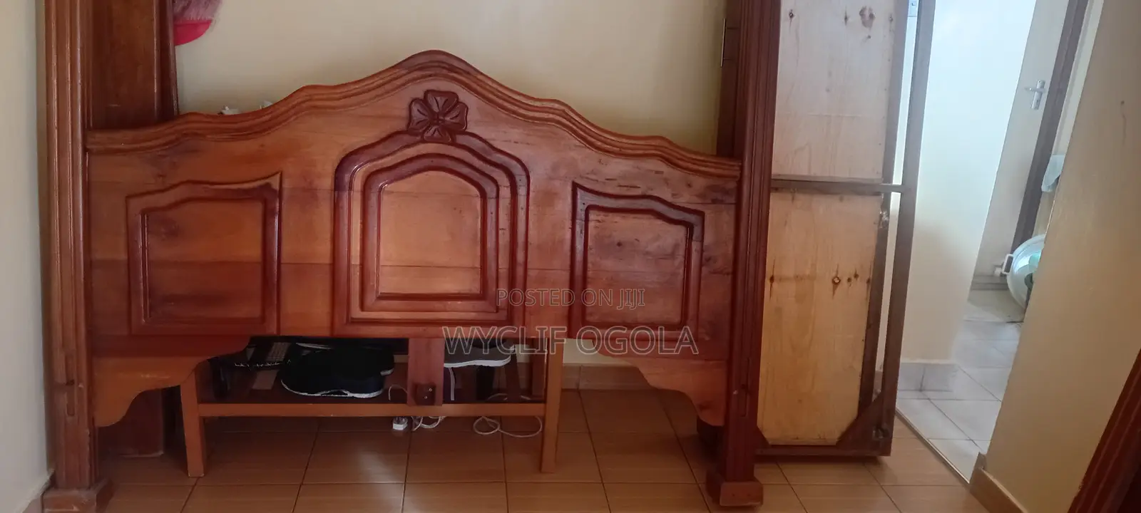 Hardwood Bed 6x6