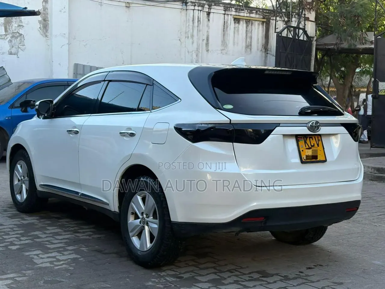 Toyota Harrier 2014 White