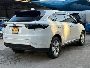 Toyota Harrier 2014 White