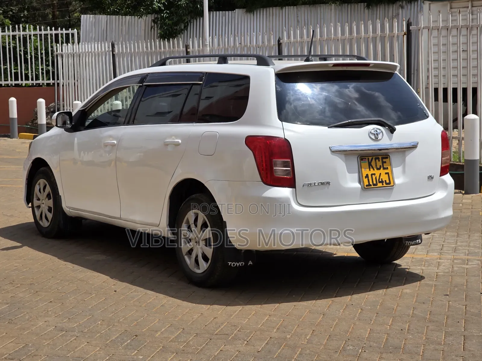 Toyota Corolla Fielder 2008 White