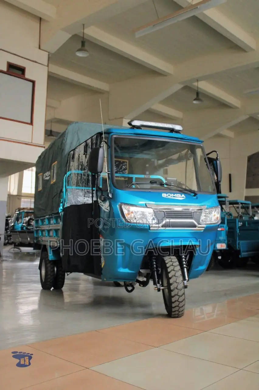New Bomba 2025 Blue