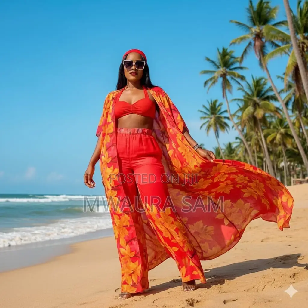 Classy Three-Piece Beach Set – New