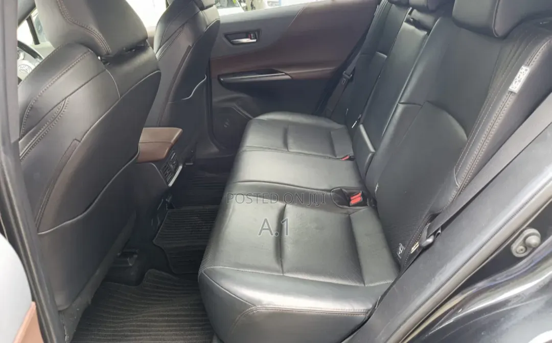 Toyota Harrier S 2020 Blue