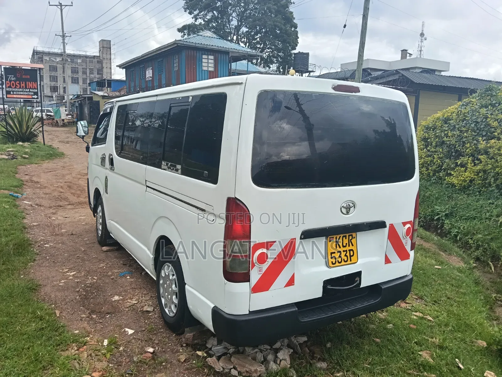 Toyota HiAce 2012 White