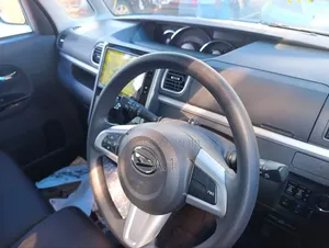 Daihatsu Tanto 660 FWD 2019 Black