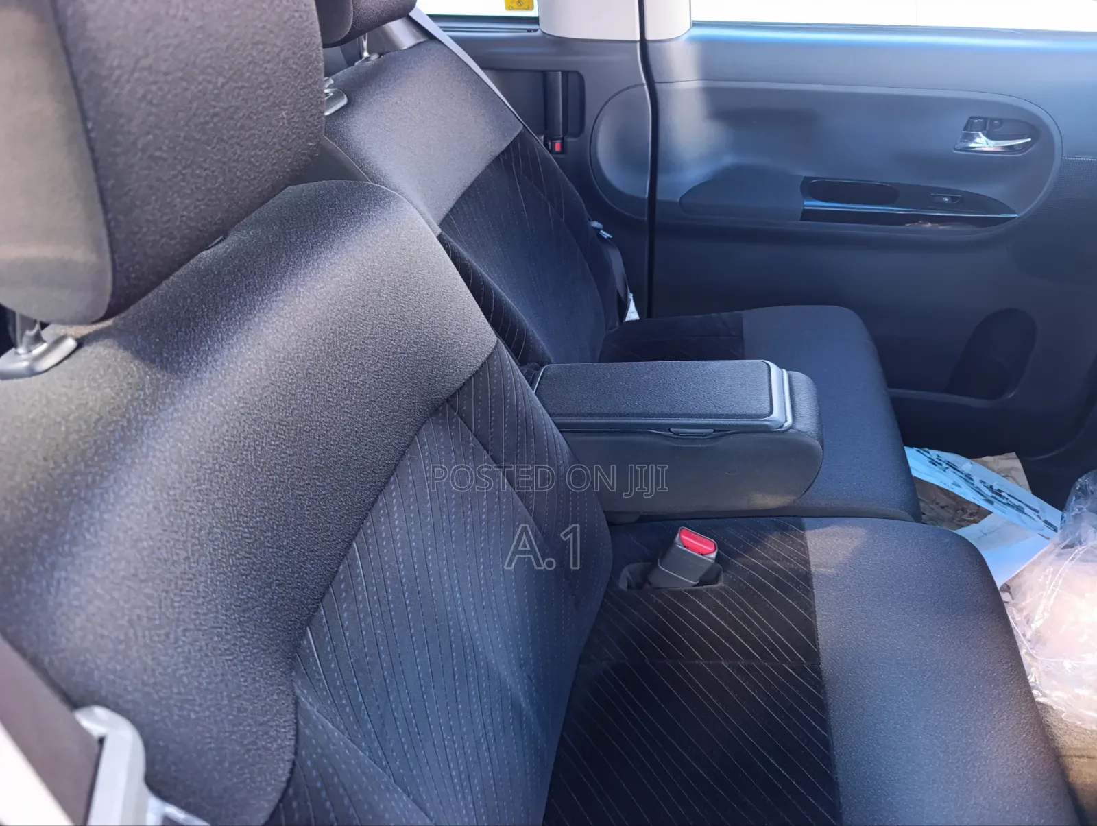 Daihatsu Tanto 660 FWD 2019 Black