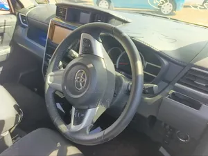 Toyota Tank 1.0 FWD 2019 Blue