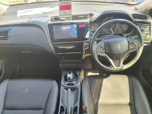 Honda Grace 1.5 Hybrid FWD 2019 Pearl