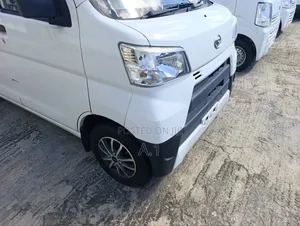 Daihatsu Hijet 2019 White