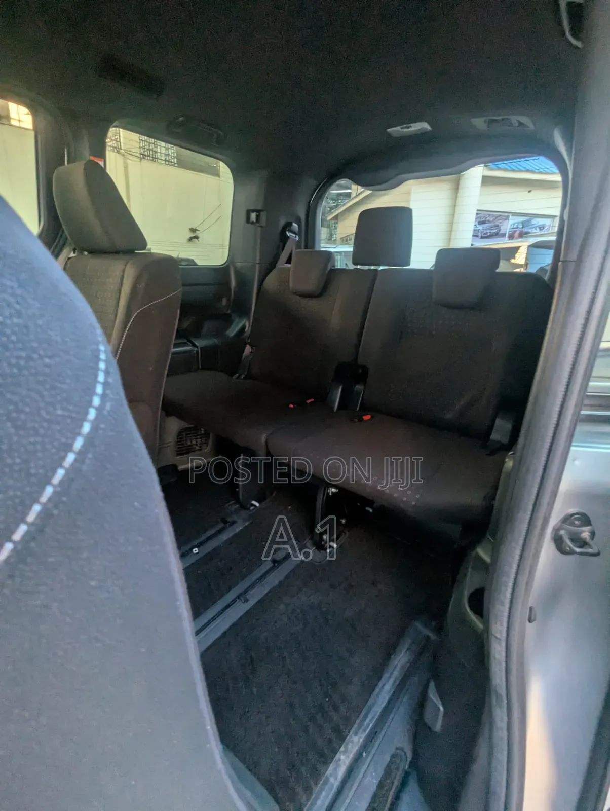 Toyota Voxy 2019 Silver