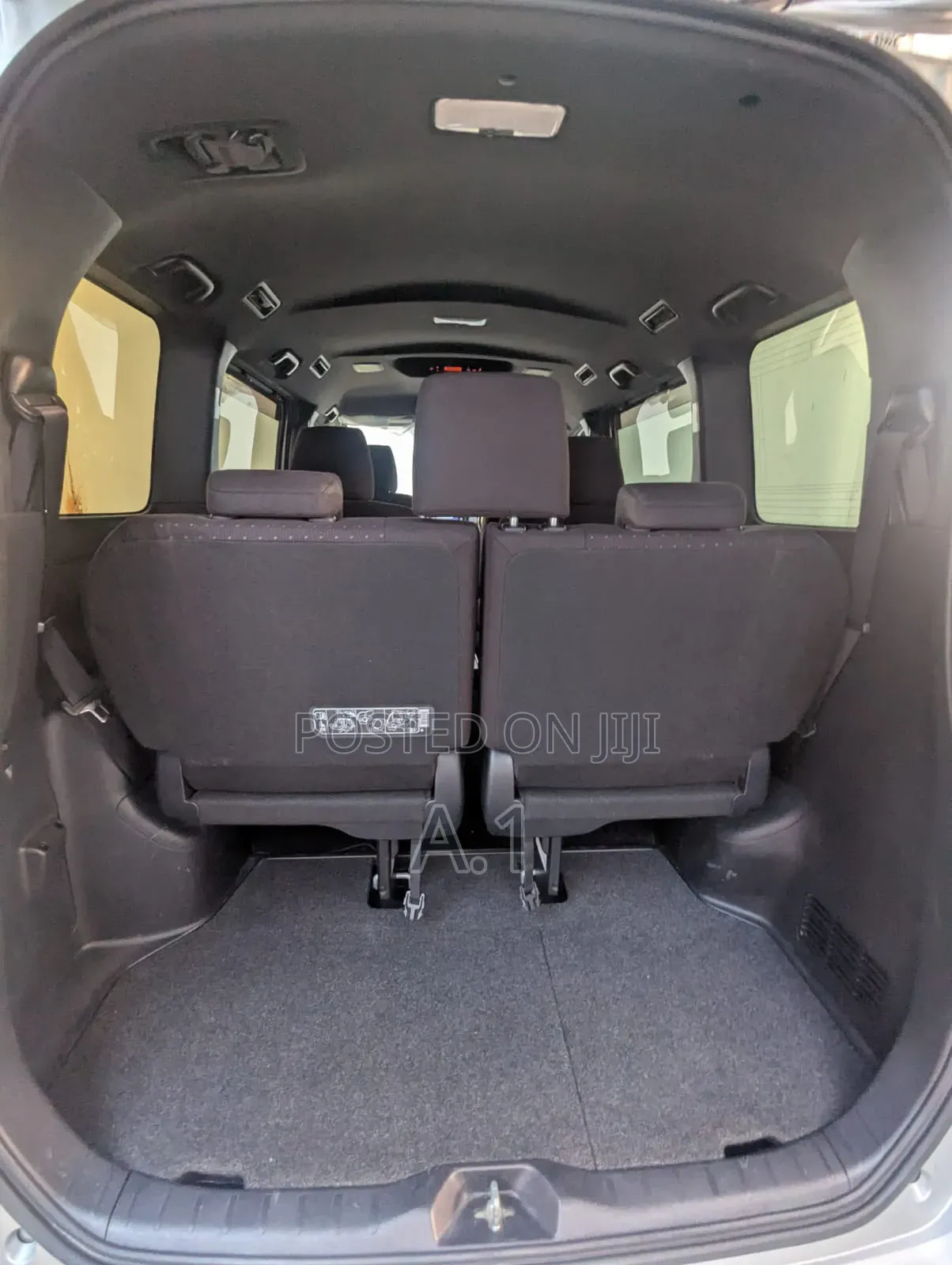 Toyota Voxy 2019 Silver