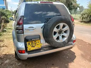 Toyota Land Cruiser Prado 2007 Silver