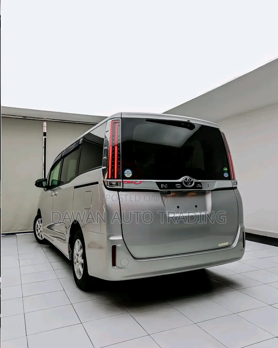 Toyota Noah 2019 Silver