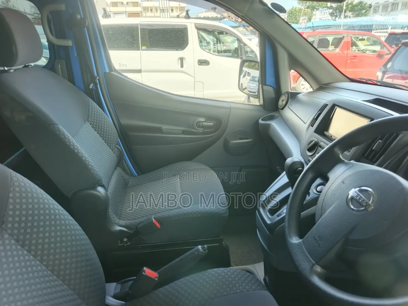 Nissan NV200 SV 2020 Blue