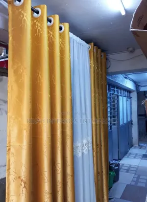 Golden Curtains Side View Curtains Environmental Friendly Dust Free