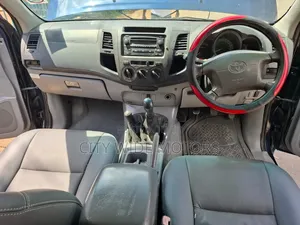 Toyota Hilux 2007 Blue