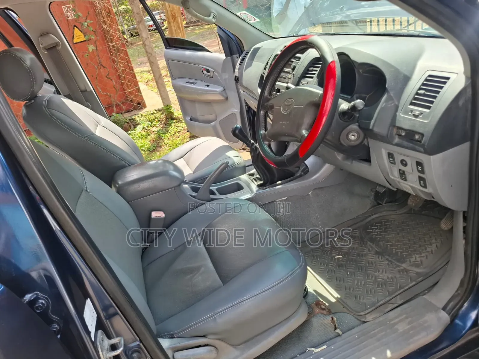 Toyota Hilux 2007 Blue