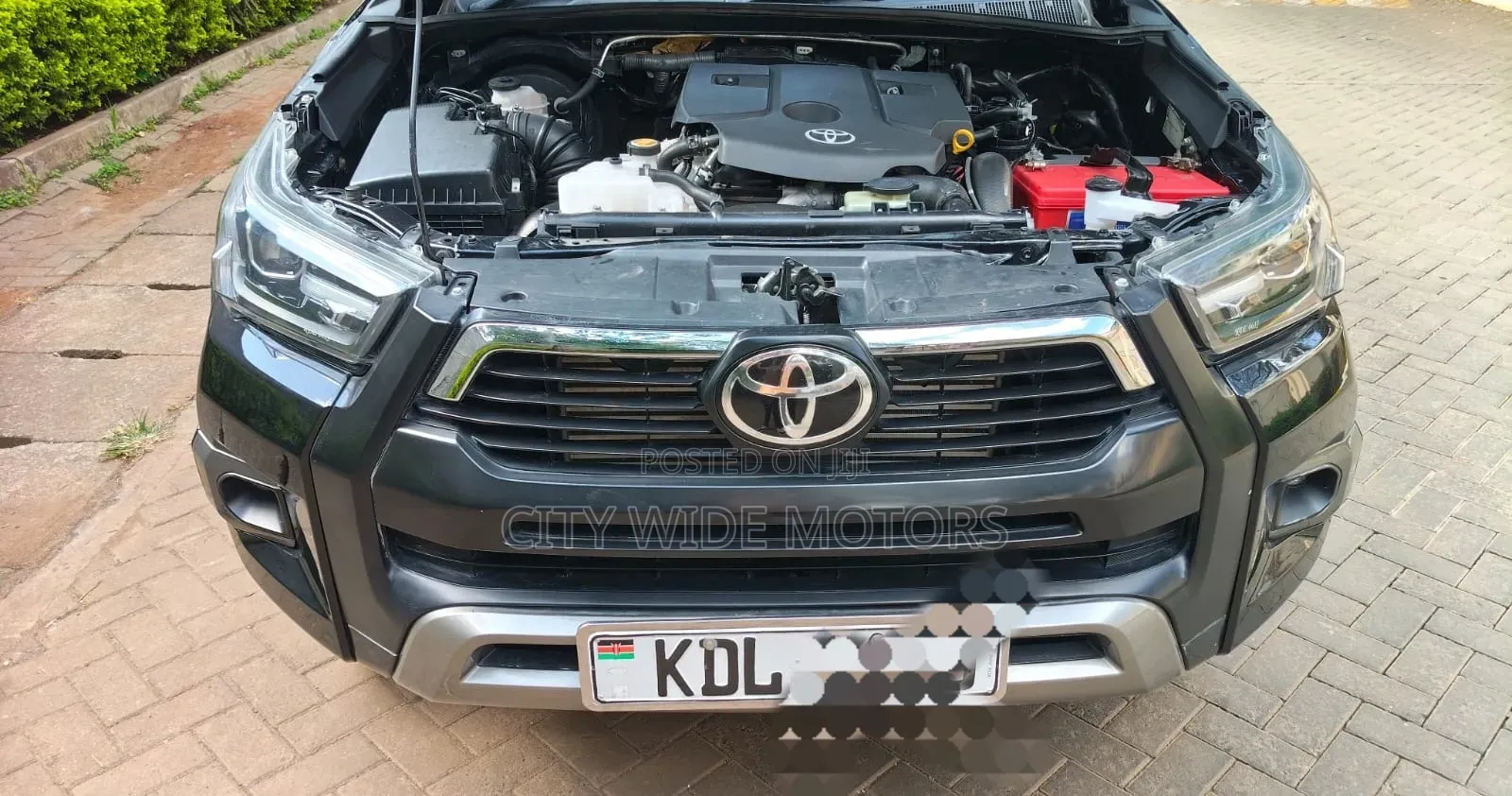 Toyota Hilux Revo Double Cab Deisel 2.8 AWD 2017 Black