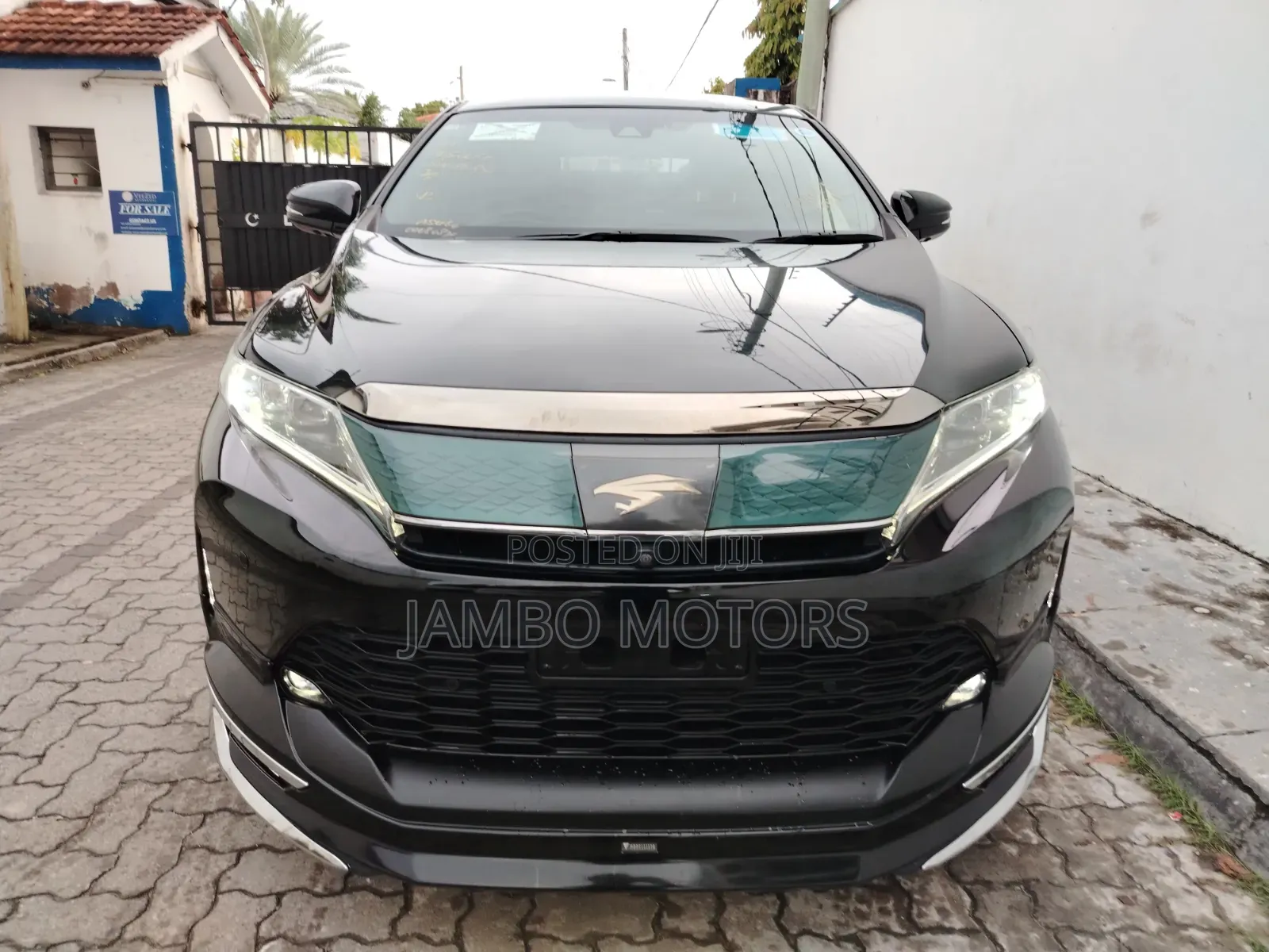 Toyota Harrier 2.0 Turbo 2019