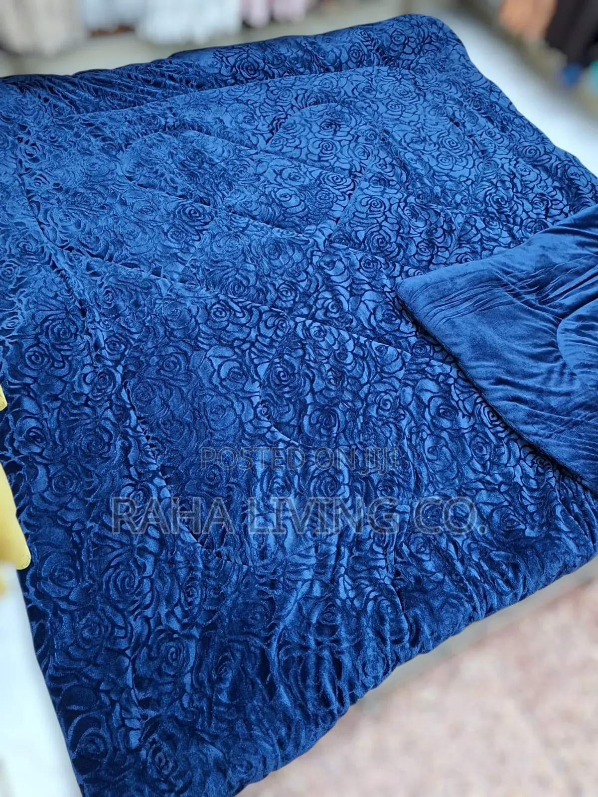 Single Cabbage Print Duvet | 200x230cm