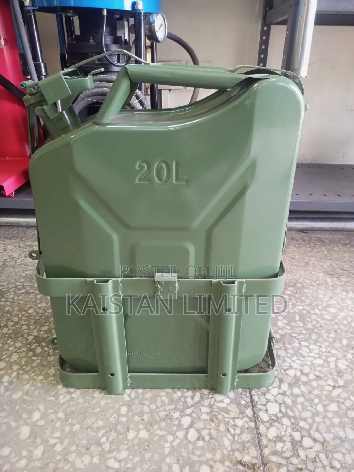 20l Steel Jerrican With Car Carrier