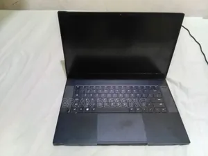 Laptop Razer Blade Stealth 16GB Intel Core i7 SSD 512GB