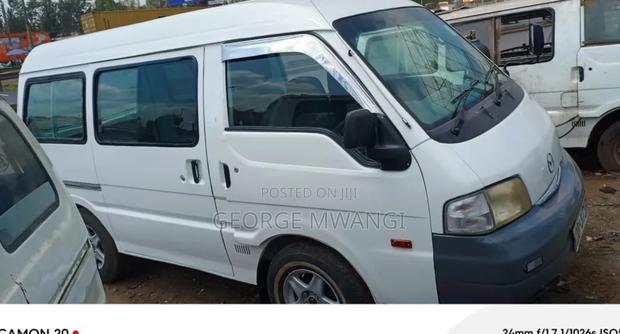 Mazda Bongo 2013 White - thumbnail 4