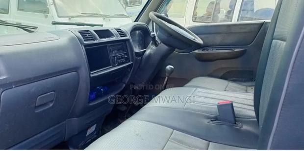 Mazda Bongo 2013 White - thumbnail 6