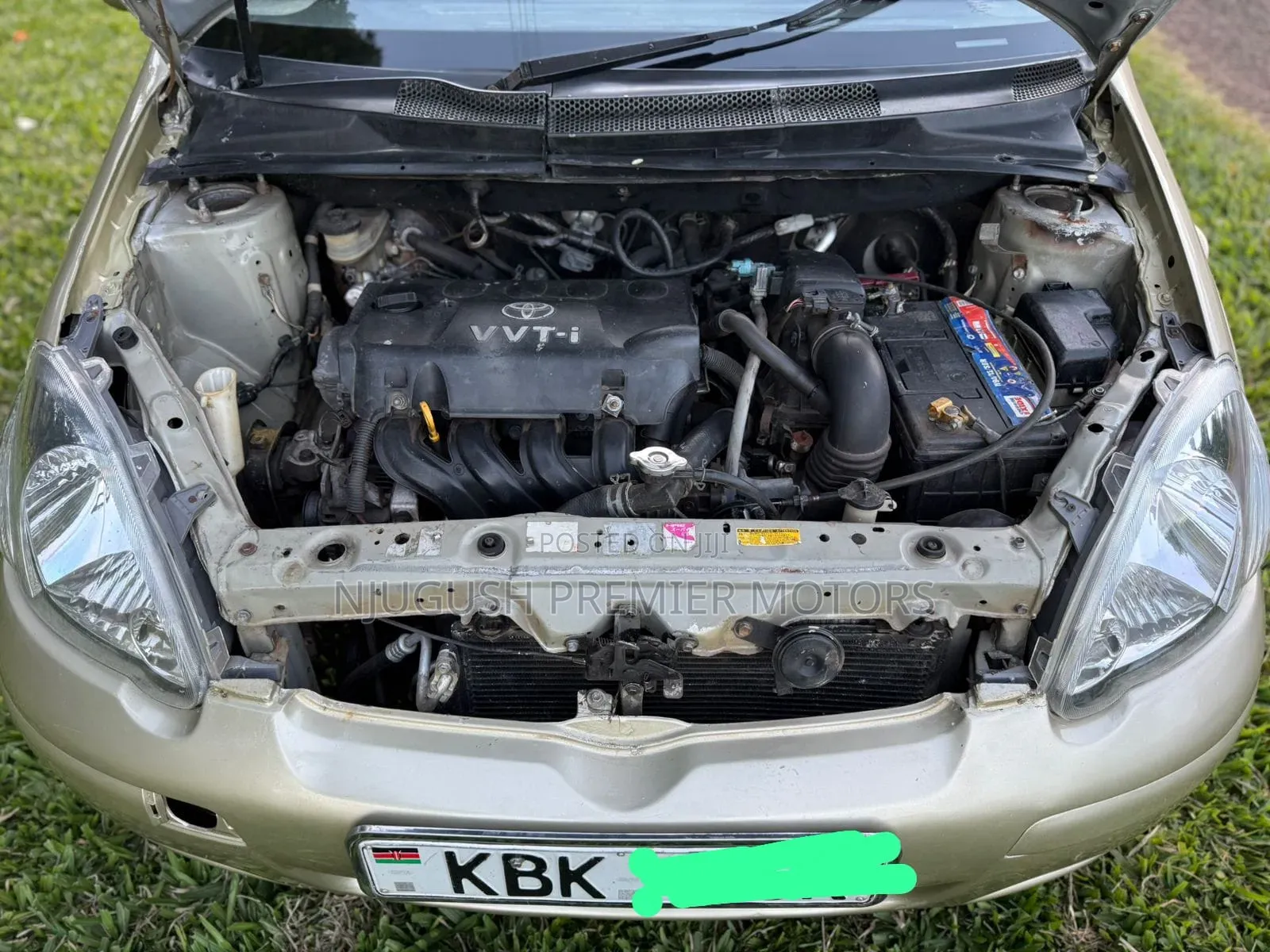 Toyota Vitz 2003 Silver