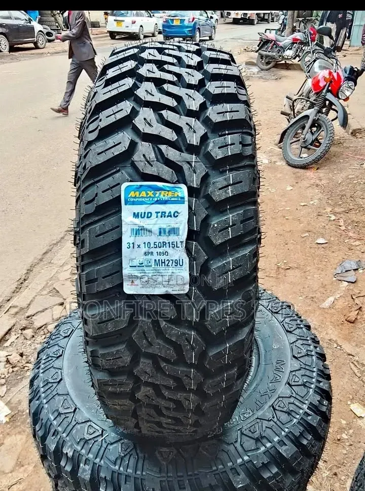 31x10.50r15lt Maxtrek M/T