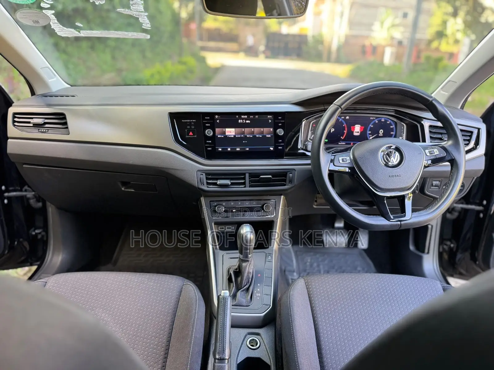 Volkswagen Polo 2019 Black
