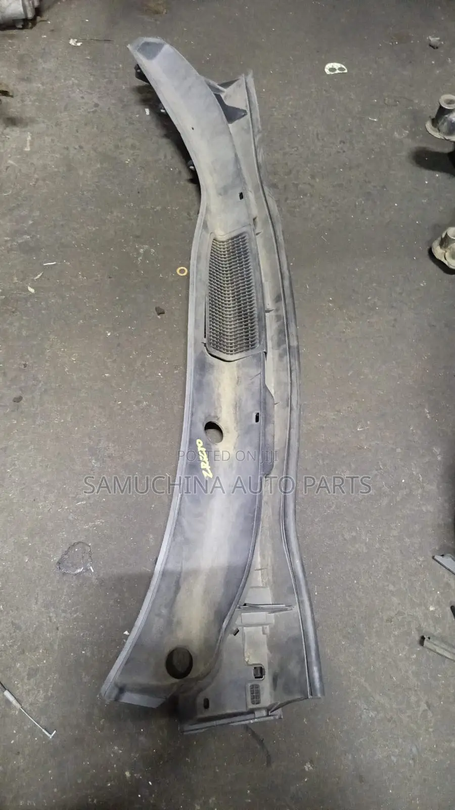 Wiper Panel Toyota Noah Zr70