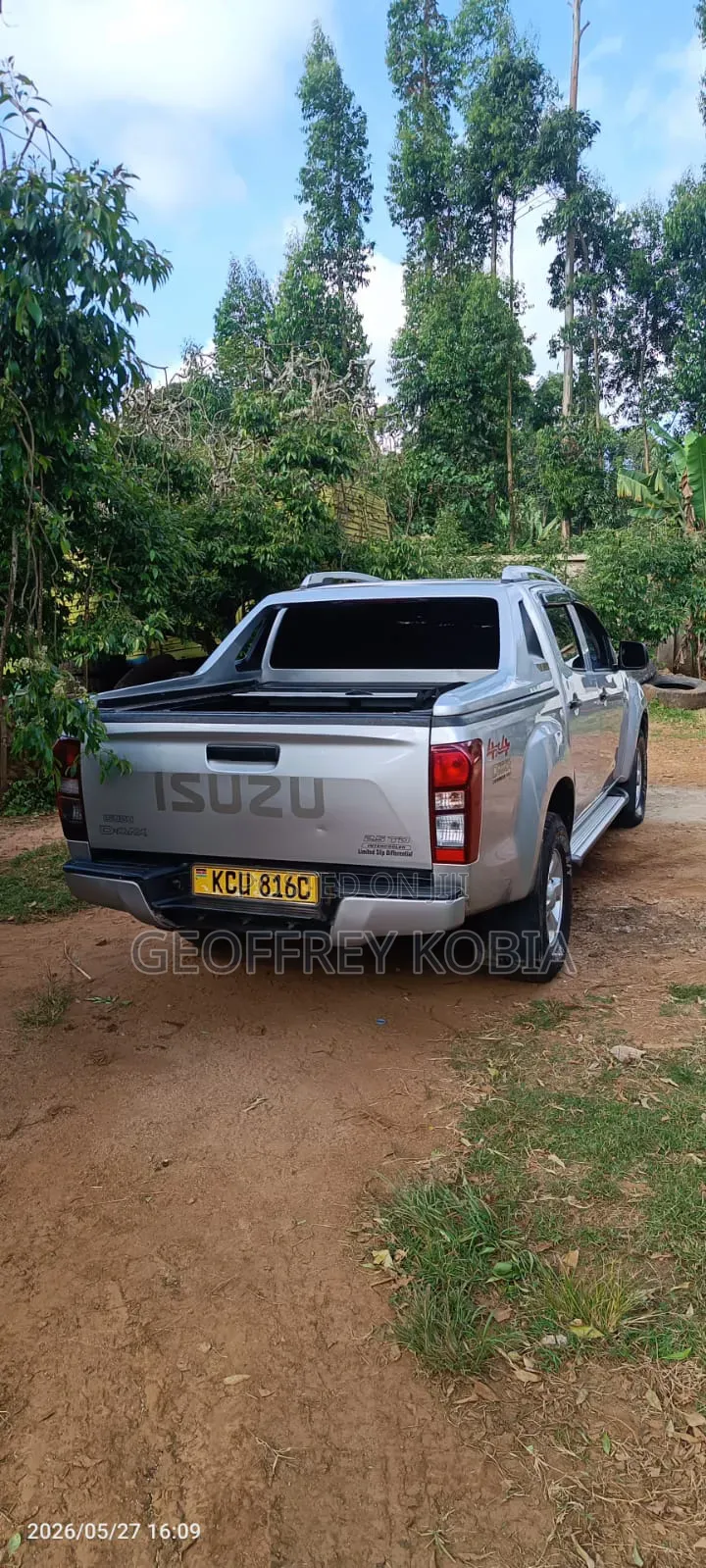 Isuzu D-MAX 2019 Silver