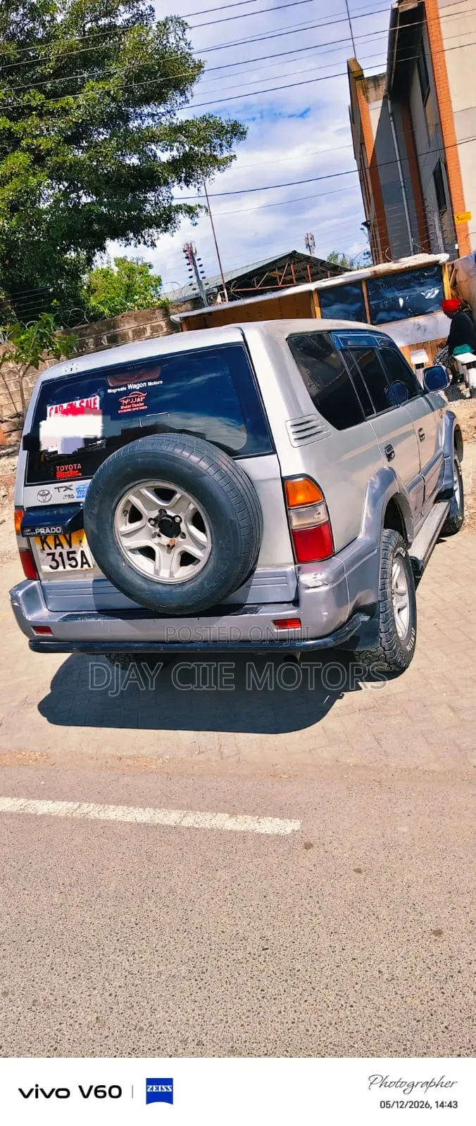 Toyota Land Cruiser Prado 1995 Silver