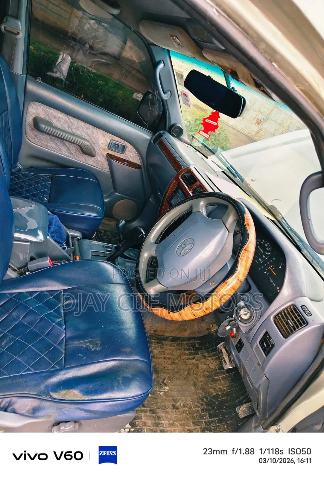 Toyota Land Cruiser Prado 1995 Silver