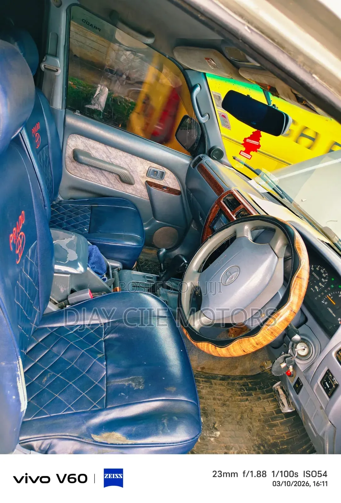 Toyota Land Cruiser Prado 1995 Silver