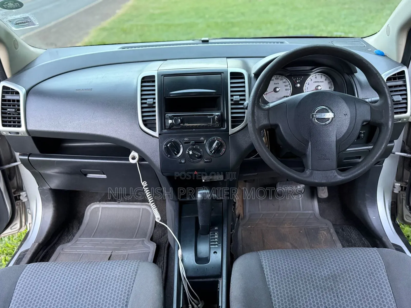 Nissan Wingroad 2006 Silver