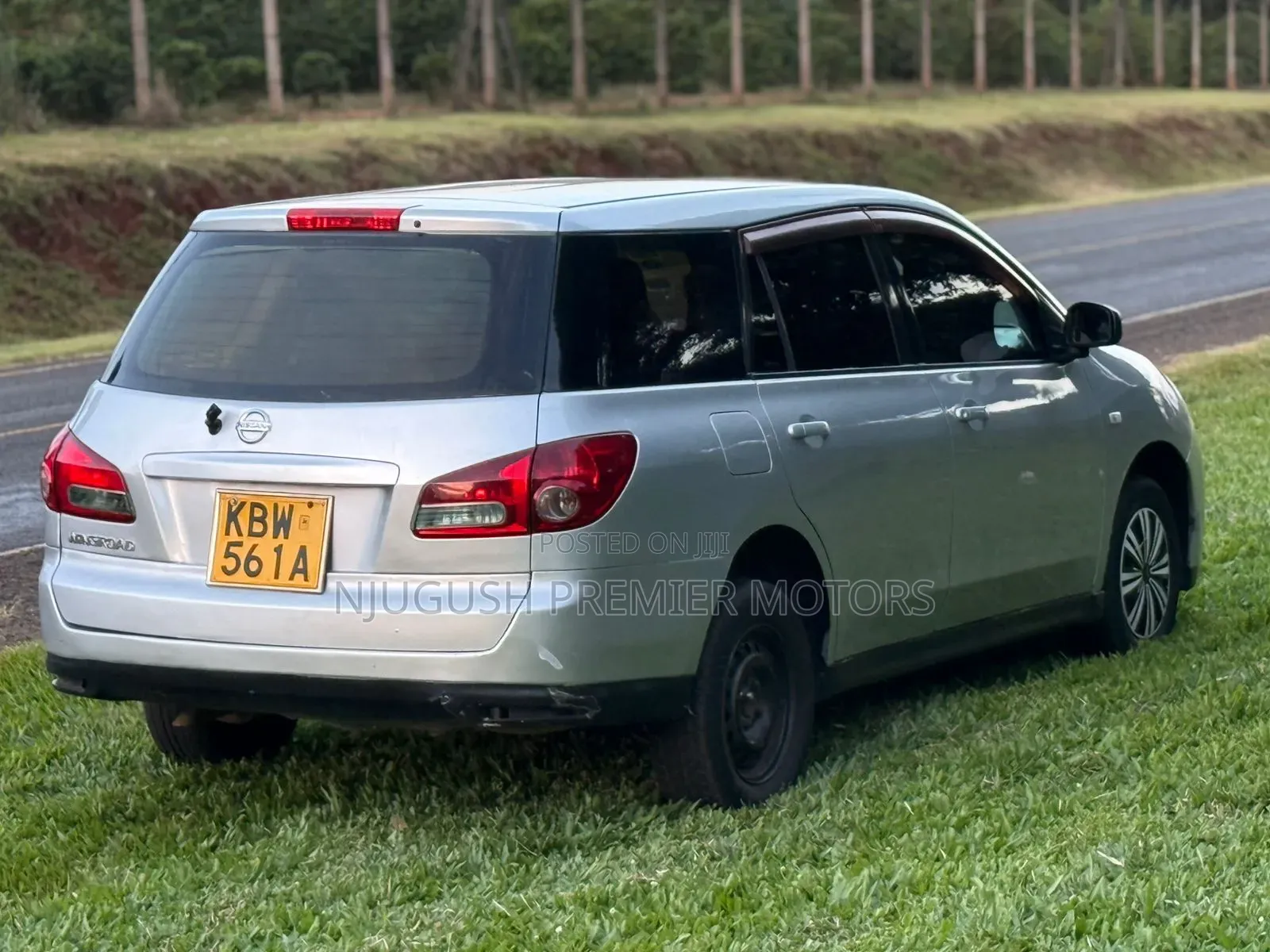 Nissan Wingroad 2006 Silver