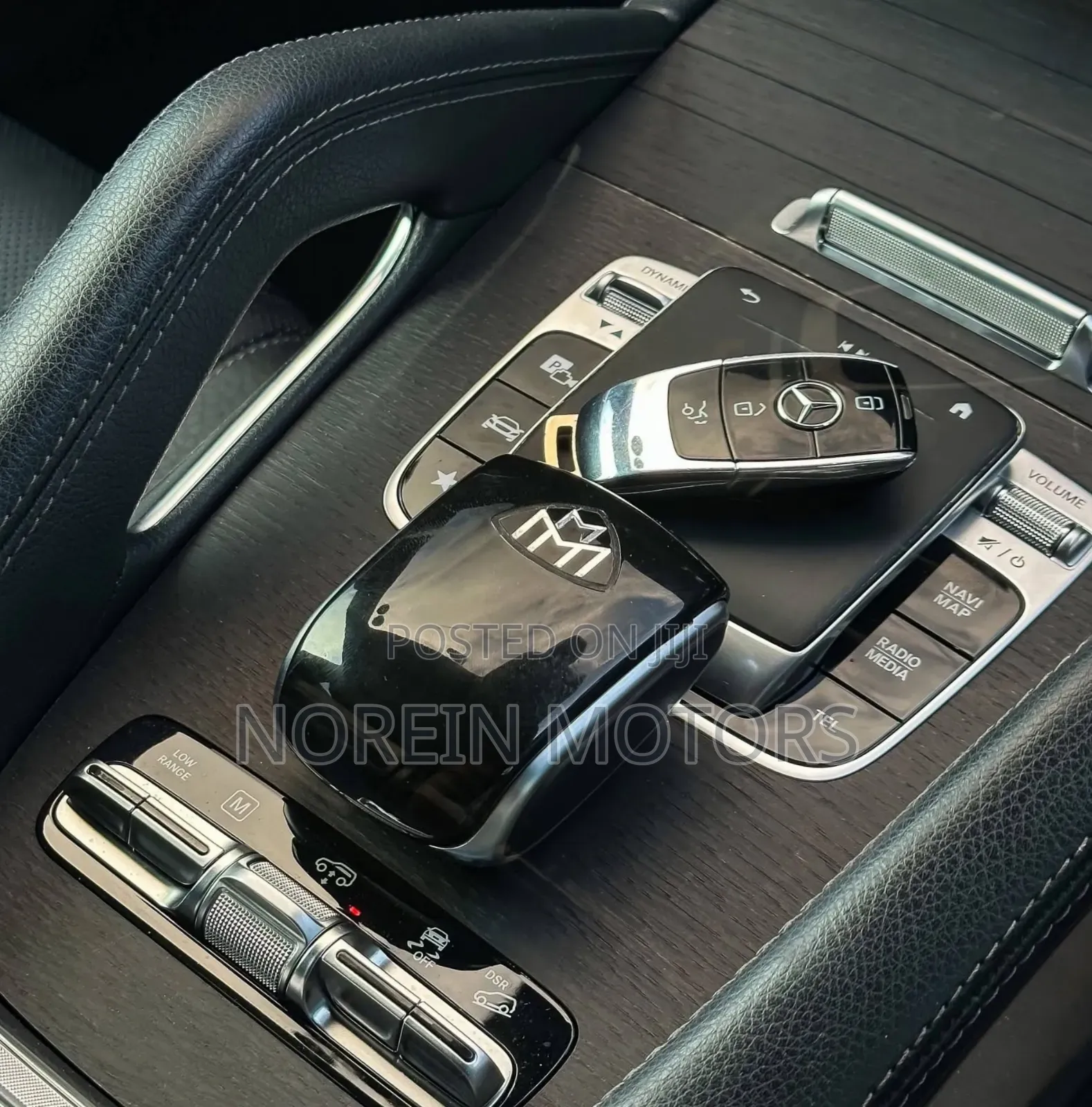 Mercedes-Benz GLS-Class GLS 400d 2022 Beige