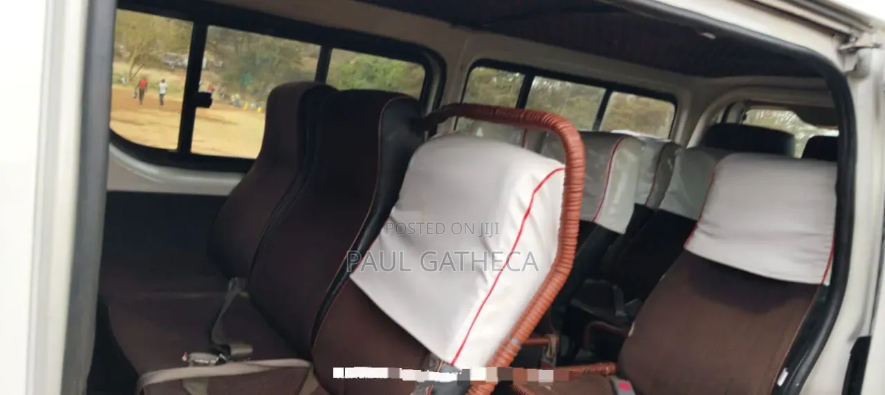Toyota HiAce 2012 White