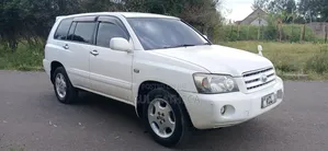 Toyota Kluger 2004 White
