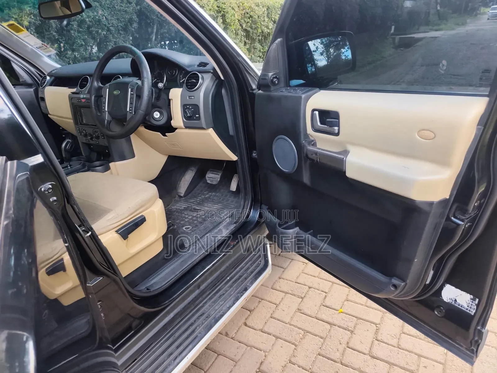 Land Rover Discovery 2005 Black