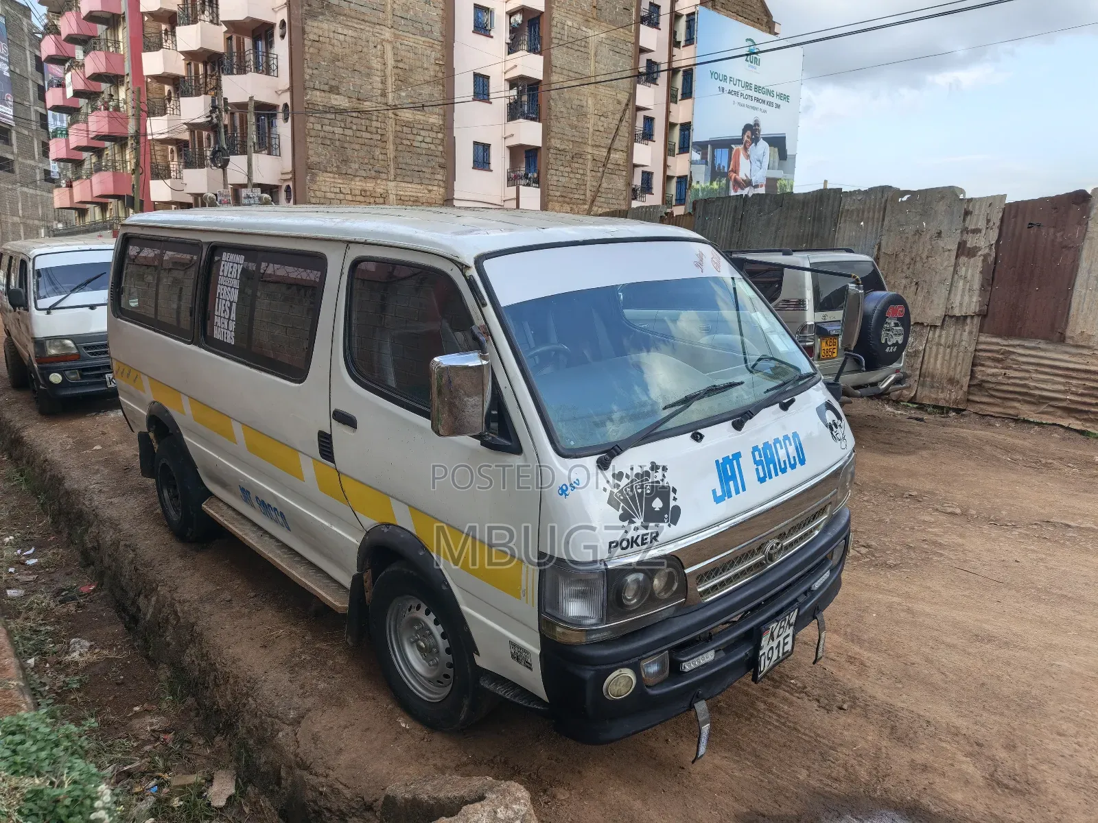 Toyota HiAce 2002 White