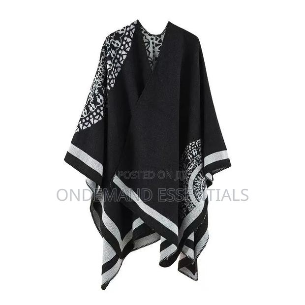 Women's Floral Wrap Shawl/Poncho - thumbnail 5