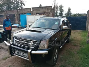 Isuzu D-MAX 2007 Black